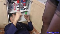 hd uk mature in stockings fucks repair man porn