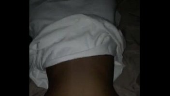 hd 彼女はタップアウトする前にそのお尻をバウンスします porn