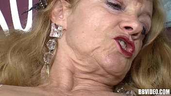 hd slutty german milfs share cock porn