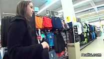 hd очаровательная чешская тинка соблазнена в супермаркете и оттрахана в видео от первого лица porn