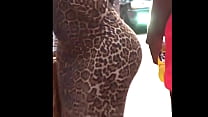hd потрясающая прогулка по попке в сексуальном платье porn