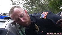 hd на фото большие члены полицейского гея с серийным тегом поймали по закону porn