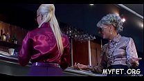 hd silk queen gobbles it up porn