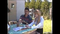 hd french slut gets a good double penetration porn