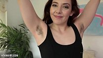 hd ember stone трет свою волосатую промежность для тебя porn