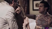 hd ステップシスターは彼女の義理の兄弟と彼に犯されました porn