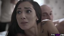 hd полное унижение чрезвычайно горячую тинку jaye summers трахнули во время дикой вечеринки porn