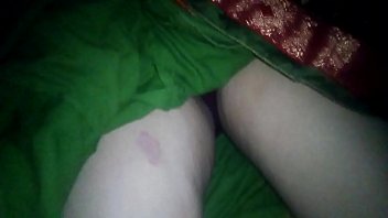 hd sᴇx new married bhabhi very sexy legs porn