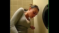 hd quickly cum in the toilet porn