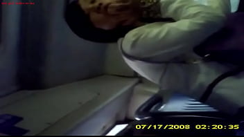 hd a pervert who masturbates openly next to a pretty bitch in a korean porn bus porn