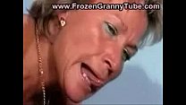 hd oma in stockings porn