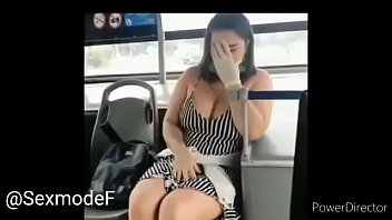 hd грудастая сквиртит в автобусе porn