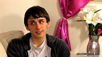 hd черт это случилось снова я кончил в жену друга потому что презерватив порвался porn