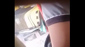 hd маленькая сучка не хочет чтобы я вставлял его и я заставляю его сосать мой член часть 1 porn