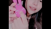 hd любопытная девушка мастурбирует игрушкойкроликом porn
