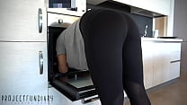 hd girl in tight yoga leggings and red thong stuck in the oven used by for huge cumshot projectfundiary porn