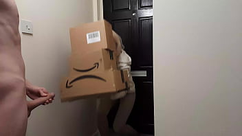 hd crazy jerking off guy meets an amazon delivery girl and she decides to help him cum porn