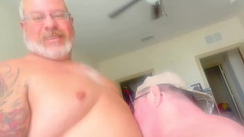 hd 古い白人農家は妻の後ろで密かに浮気をしていました porn