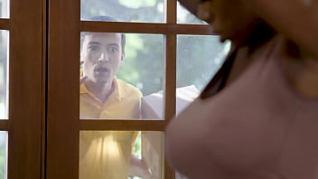 hd amazon delivery guy delivers his cock milfed porn