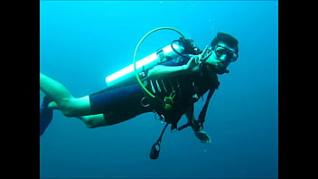 hd diving for oysters porn