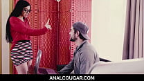 hd испанская милфа получает анал от своего американского пасынка julia de lucia porn