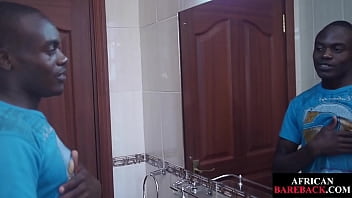 hd африканский твинк раздевается перед тем как дрочить его хуй в помещении porn