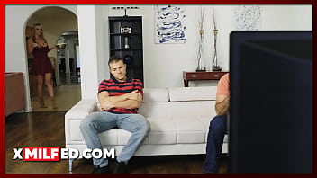 hd 認証されたモデル porn