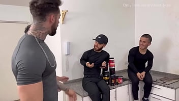 hd orgy with my midget friends we break the ass of a young man porn