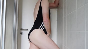 hd seachlatina swimsuit pose and strip porn