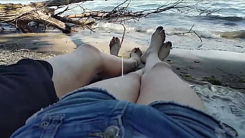 hd jungle kinky hikers beach blowjob and cumming on tits at lake erie sarina havok and robin coffins porn