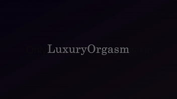hd sunny i excite my girlfriend so that she comes from her fingers orgasms moans porn