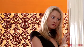 hd gorgeous teen step daughter gets her tight pussy stretched and fuck with step dady porn