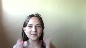 hd casual blowjob from a neighbor girl in the entrance of the house vghv007 porn