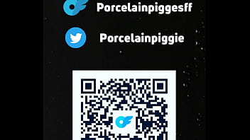 hd porcelainpiggies мастурбируют в машине перед уроком porn