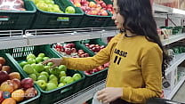 hd i invite a stranger i saw in the market to my house she accepts the invitation but tells me that only 3h so that the porn