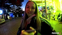 hd я хочу отсосать тебе прямо здесь алекса возбудилась на колесе обозрения porn