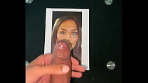 hd большой трибьют спермы на лицо для хорошенькой брюнетки porn
