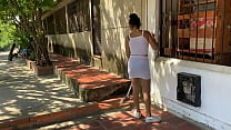 hd мне скучно подметать возле моего дома и мой сосед приглашает меня потрахаться и я соглашаюсь porn