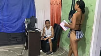 hd мой учитель очень красивый и я впервые сдаюсь ему porn