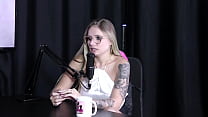 hd oregano she was young when she had her first threesome experience with a woman and she is more submissive with men porn