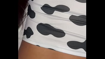 hd アラビアのセックス初めてお尻を犯されたときとても痛かったです私は友人と一緒にいて彼女の夫は私のお尻に目を向けていましたそして義理の息子安心して私を犯しました porn