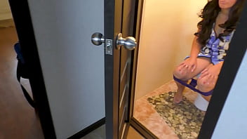 hd stepmom wanted to sit quietly in the toilet but stepson fucked her in the ass porn