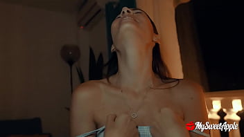 hd tinder date removes condom and gets an accidental creampie porn