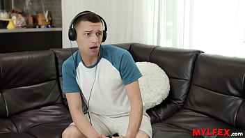 hd mylfex my stepdads hot assistant eating the dust porn