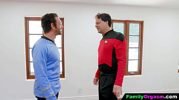 hd familyorgasm подросткиботаны из научной фантастики трахают своих отцовботаников porn