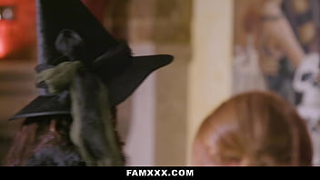 hd step daughter and step dad having more fun fooling around the house famxxx porn