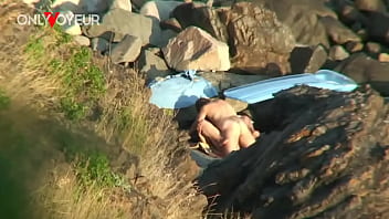hd пляжный вуайерист они думали что это уединенное место для быстрого траха porn