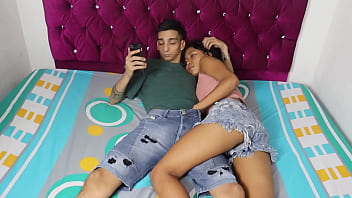 hd я делю комнату с моей лучшей подрузьей и у меня с ней отличный секс porn
