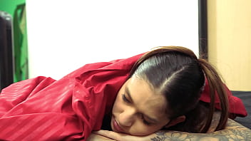 hd padrasto confunde a enteada dela com a esposa e a enche de esperma sem querer porn