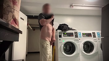 hd public nudity while i stroke almost caught porn